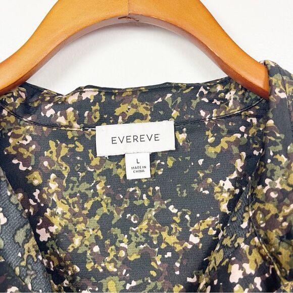 Evereve Sasha Satin Shirt Size Large - Picture 3 of 6